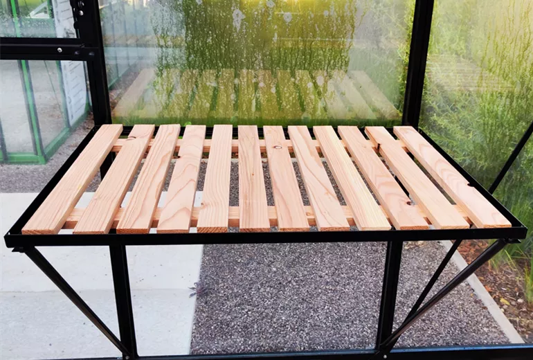 kleiner-tisch1.jpg kleiner-tisch1.jpg