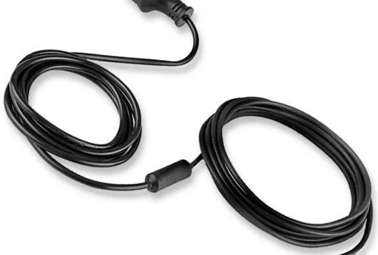 selbstregulierendes Heizkabel.jpg selbstregulierendes Heizkabel.jpg