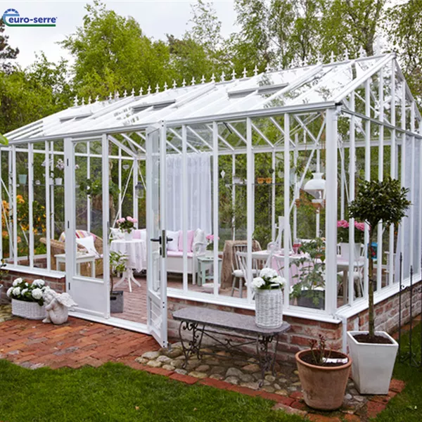 Mauergewächshaus Gothic