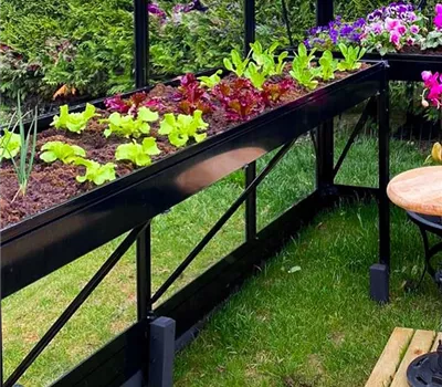 Arbeitstisch - Saatbeet